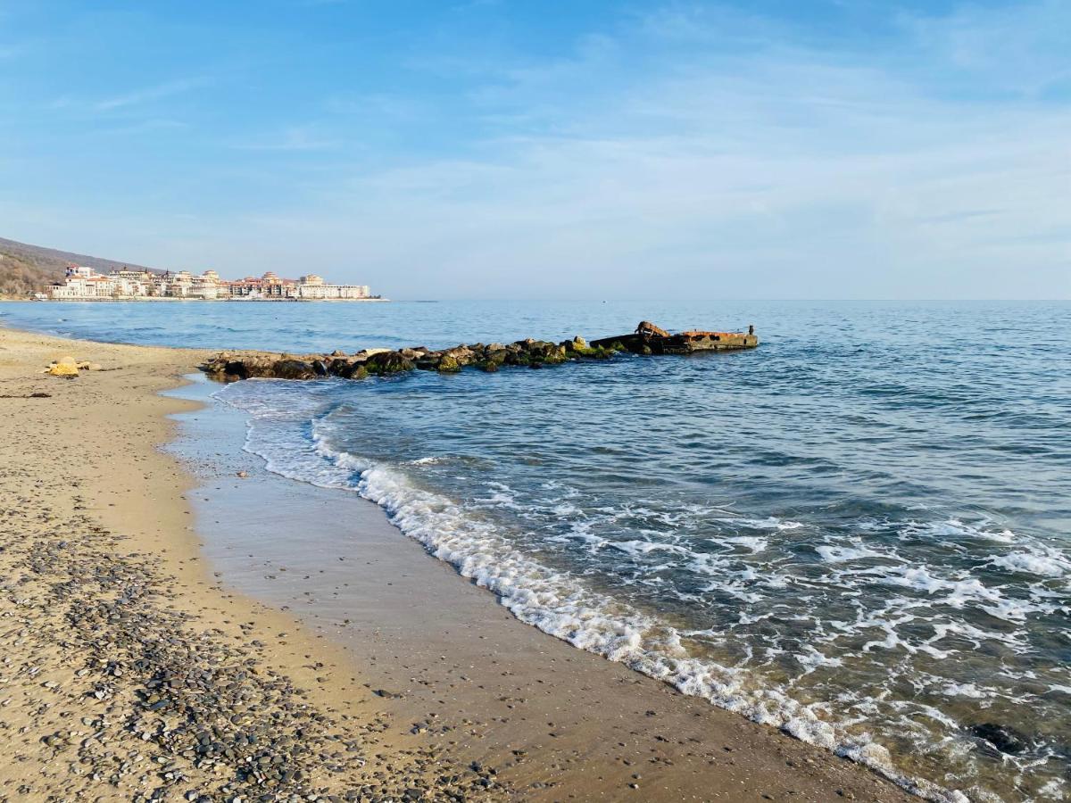 Apartment In Sveti Vlas Buitenkant foto