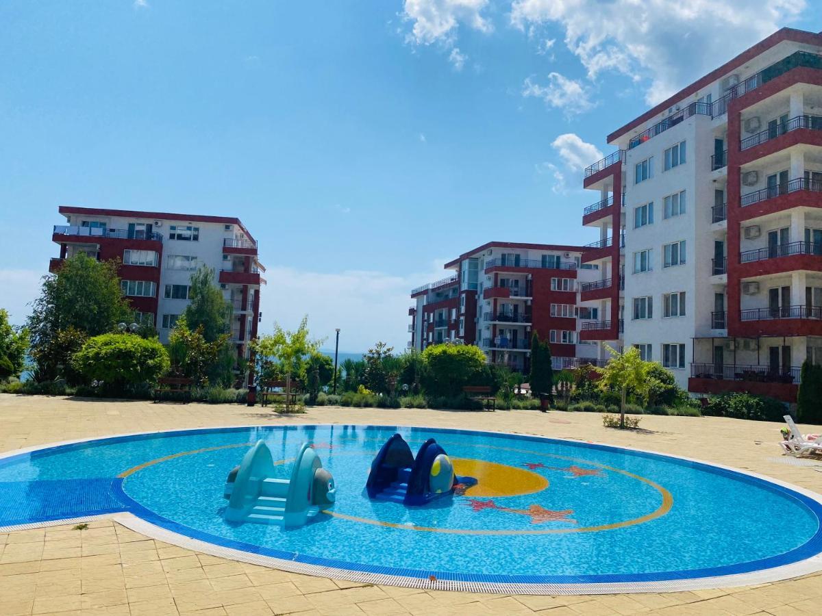 Apartment In Sveti Vlas Buitenkant foto